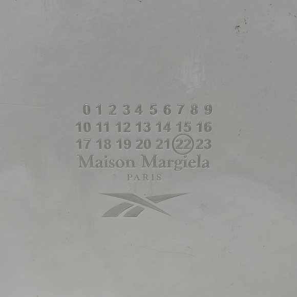 Maison Margiela x Reebok Zig 3-D Memory Of GW5008 White Sneakers - Picture 12 of 12